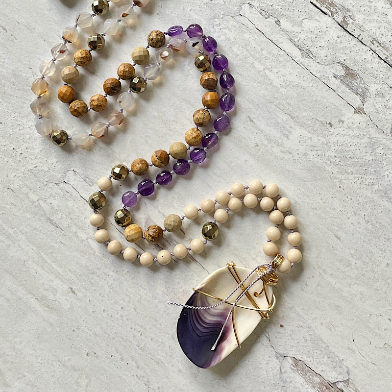 Wellfleet Purple Clam Shell + Amethyst 111 Bead Mala